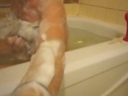 Preview 4 of Masterbating in the Bath