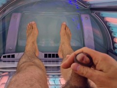 Sunbed Orgasm - Screenshot 6 of 16 - Sunbed