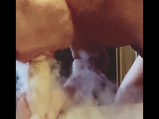 爸爸给你一个邋遢的浑浊深喉口交