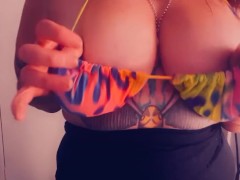 Bouncing titties make the world a better place 😘