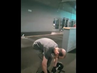 arms gym, solo male, vertical video, verified amateurs