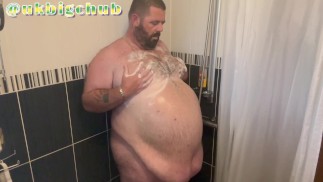 UKBIGCHUB DOCCIA