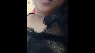 වයිෆ්ට ලොකු පයි 4ක් ඕනිලු එක පාර හුත්තට ඔබාගන්න srilankan sexy wife sex feeling new wife nice pussyy