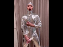 〈遼真〉全身タイツでオナニーしてみた❣️ - Screenshot 7 of 16 - Vertical Video