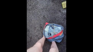 在公共场合脱光衣服