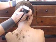Head Shaving - Screenshot 4 of 16 - Short Hair