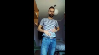 HOT guy with a BIG COCK of 23 CM JERKING OFF in his room 🍆😏