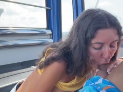 Публичный рискованный минет на колесе обозрения в парке аттракционов - Screenshot 9 of 16 - Risky Public