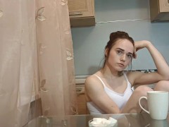 Пока парень задерживается на работе дала его лучшему другу (часть 2) - Screenshot 3 of 16 - 18 Year Cute Girl