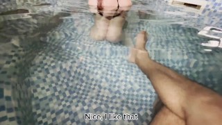 Treinador de natação seduziu uma estudante e fodeu com ela