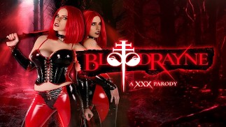Octavia Red als vollbusiger Vampir BLOODRAYNE ist dabei, dich auszutrocknen