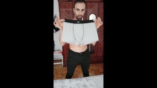 Cumming sobre mi video de ropa interior para un FAN 🍆💧🩲