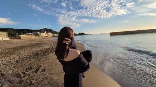[Behind the Scenes] Little walk on a beach seeing Mt.Fuji in the early autumn.