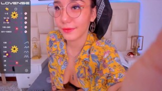 I'm looking for a guy with a thick cock who will choke my throat and fuck my ass
