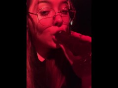 утро начинается не с кофе , а с хорошего минета - Screenshot 3 of 16 - Sloppy Blowjob