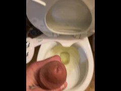 wolf talks shit while peeing - Screenshot 16 of 16 - Big Cock