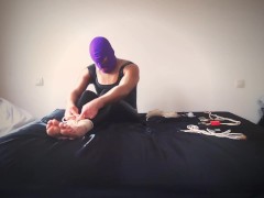 [Request] Barefoot selfbondage - Screenshot 4 of 16 - Bondage