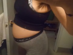 Bathroom Belly Bloat - Screenshot 10 of 16 - Stuffed Belly
