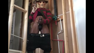 Freddy Kruger se masturba em uma casa abandonada. Inscreva-se! !️ Masturbação Escorpião