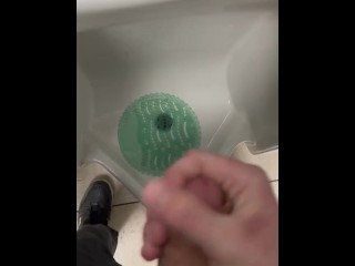 Ломать орех на работе — это весело😄🍆💦