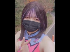 【伪娘】短裙裤袜清纯小妹在户外把衣服换成烧鸡渔网袜+泳装，边走边露出鸡巴自慰（完整版请前往推特购买哦） - Screenshot 13 of 16 - Outside