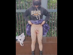 【伪娘】短裙裤袜清纯小妹在户外把衣服换成烧鸡渔网袜+泳装，边走边露出鸡巴自慰（完整版请前往推特购买哦） - Screenshot 5 of 16 - Swimming Suit