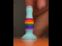 Travelling alone, satisfying basic needs - Screenshot 9 of 16 - Anal Dildo
