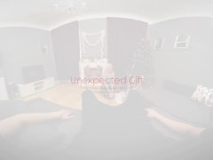 Unexpected Gift - Screenshot 1 of 16 - Virtualrealporn