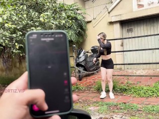 Dani Ortiz drives his car while his vagina vibrates INEDITO