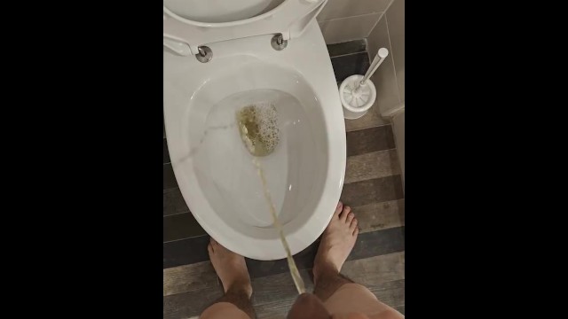 Pee need in the night