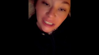 Parler de merde à papa pendant que je joue à parler de chatte salope