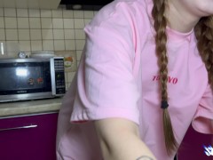 Порно-Сериал "Два Чувака и Мадам". Серия 1 "Борщ". Измена и Анал - Screenshot 5 of 16 - Anal Destroy