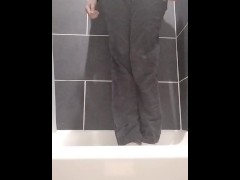 Ftm guy wetting his black jeans - Screenshot 7 of 16 - Pee