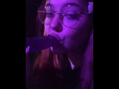 Лёгкий отсос большого члена от милашки - Screenshot 3 of 16 - Amateur