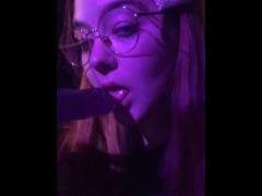 Лёгкий отсос большого члена от милашки - Screenshot 6 of 16 - Adult Toys