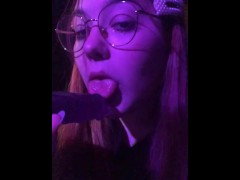 Лёгкий отсос большого члена от милашки - Screenshot 9 of 16 - 18 Year Old