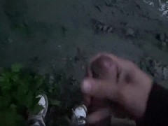 Когда внезапно захотелось подрочить, а дома мама - Screenshot 8 of 16 - Solo