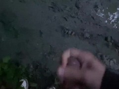 Когда внезапно захотелось подрочить, а дома мама - Screenshot 9 of 16 - Cum