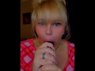 Эльфийка-нимфоманка нашла что-то новое