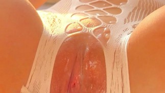 Секс на кухне во время заката в сексуальном нижнем белье - моя киска покрывается спермой