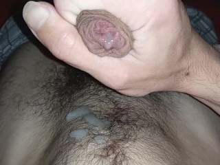Acostado, Haciéndome Una Paja.