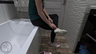 Stepbrother Jego's Cock In My Dirty Workout Leggings With Socks And A Cum
