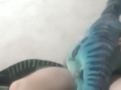 Melisa dinosaur - Screenshot 14 of 16 - Plus