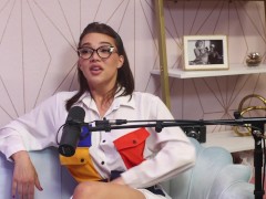 Emma Rose: Getting Becoming a Top & Dating as a Trans Porn Star! - Screenshot 13 of 16 - Podcast