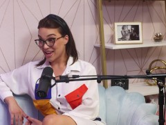 Emma Rose: Getting Becoming a Top & Dating as a Trans Porn Star! - Screenshot 2 of 16 - Emma Rose
