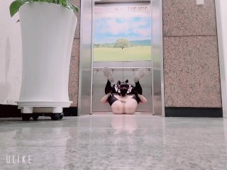 elevator outdoor exposure