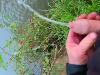 FORESKIN Piss 💦 to the River 🦋. Public Male PEE