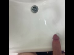 Quickie while at work - Screenshot 4 of 16 - Horny