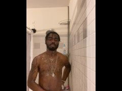 QUICK SHOWER TIME