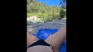 Sport at the park - open her thighs